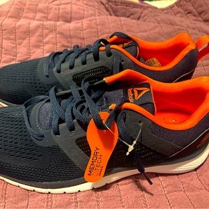 Reebok Memory Tech Cross Training Shoes Size 8 NWT
